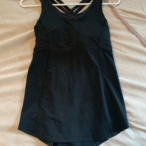 Lululemon beat the heat tank sz 6